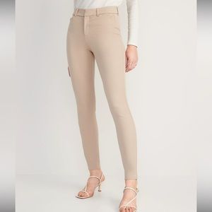 OLD NAVY- High-Waisted Pixie Skinny Pants